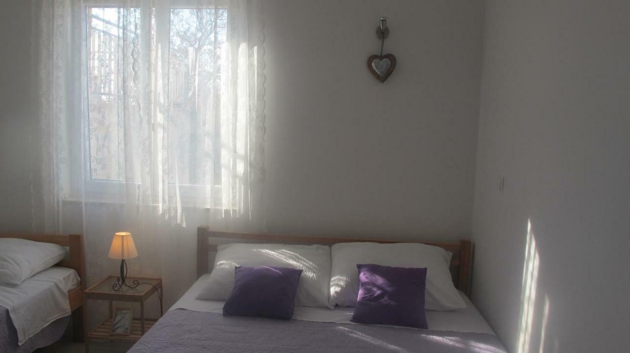 Magi House With Pool Apartman Podstrana Kültér fotó
